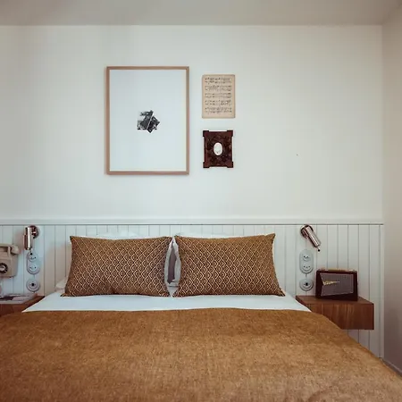 Monsieur Aristide מלון