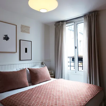 Monsieur Aristide Hotel 4*