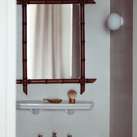 Hotel Monsieur Aristide 4*