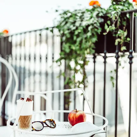 Monsieur Aristide 4*