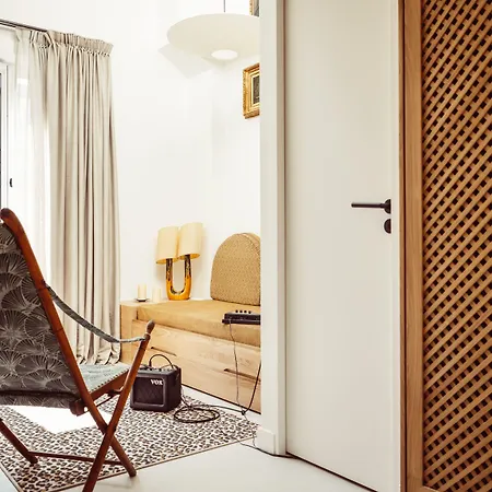 Monsieur Aristide Hotel 4*