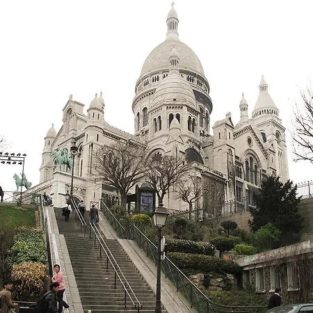 Monsieur Aristide Hotel 4*