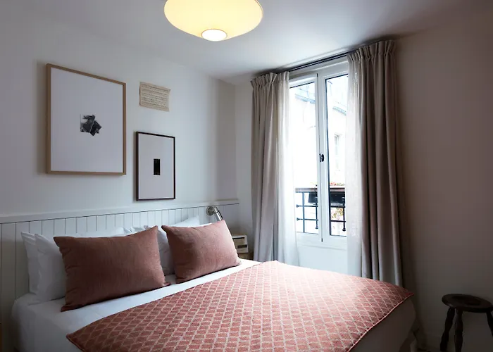 Monsieur Aristide Hotel 4*