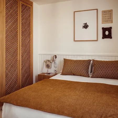 Hotel Monsieur Aristide 4*