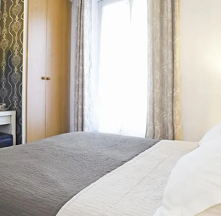 Hotel Monsieur Aristide 4*